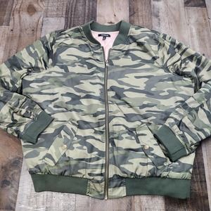 Womens Torrid size 1 Lightweight Polyester Camo Camoflage Bomber Jacket